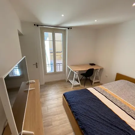 Le Coeur Du Port De Golfe Juan - Parking - Clim - Wifi Apartment Vallauris Exterior photo